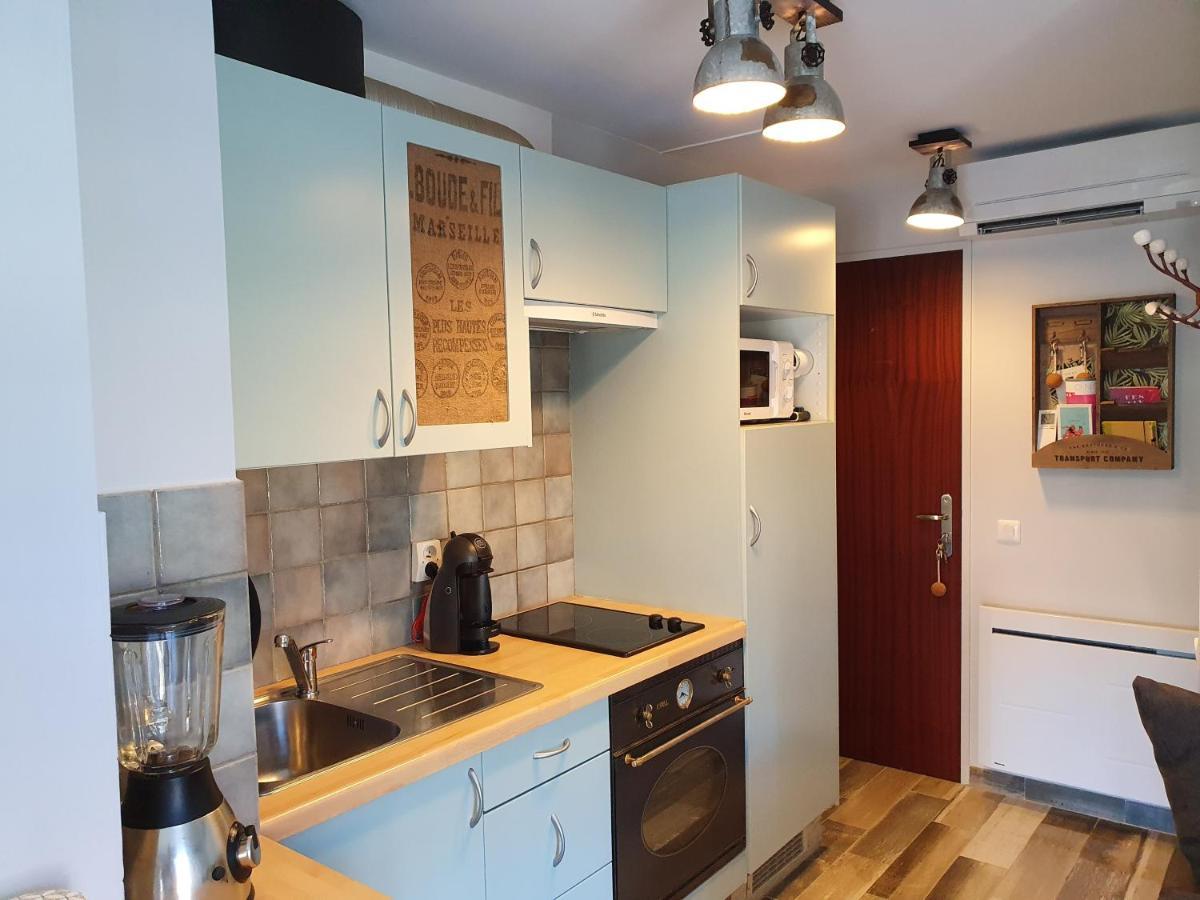 Studio Acces Direct A La Plage 라론드레모레 외부 사진